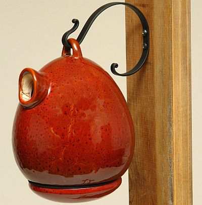 Alcyon Porcelain Egg Bird Home Oxide Red
